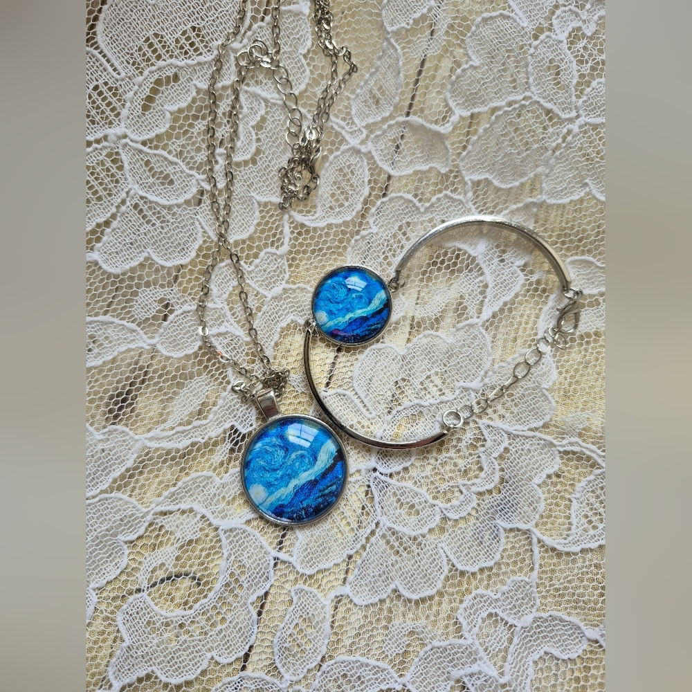 Elegant Blue and Silver Van Gogh Necklace and Bracelet Set - Picture 6 of 6